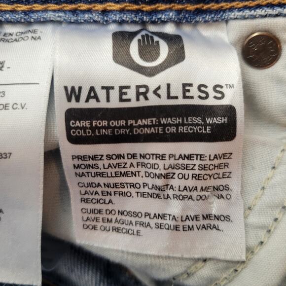 Levi's Premium Wedgie High Rise Jean Raw Hem Size 25 - Picture 8 of 11